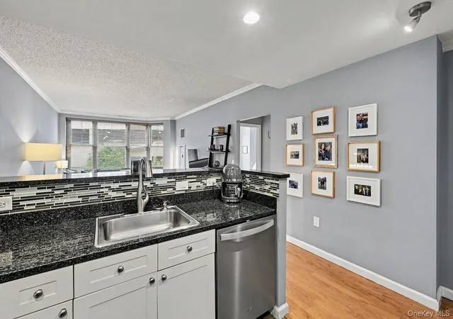 Homes for sale in White Plains, NY | 300 Mamaroneck Ave #419, White Plains, NY 10605 | MLS# 1021779