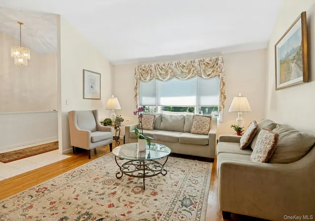 Homes for sale in White Plains, NY | 82 Holbrooke Rd, White Plains, NY 10605 | MLS# 1021799