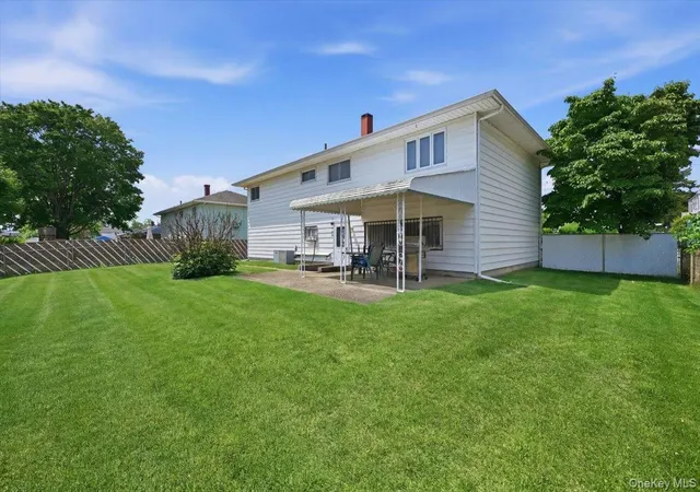 32nd image of 30 Oregon St, Deer Park, NY 11729 | MLS# 1021808