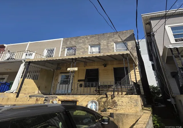 Homes for sale in New York, NY | 2182 Bathgate Ave, New York, NY 10457 | MLS# 1021826