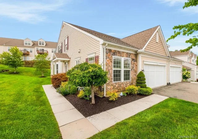 Photo 3 of Sale Pending at 8 Atkins Ct, Carmel, NY 10512 | MLS# 1021855 | Listing updated on 2026-08-28