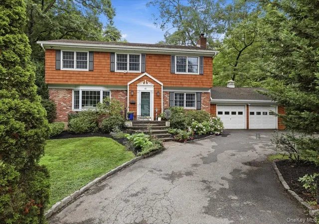 Homes for sale in Mount Pleasant, NY | 62 Hemlock Dr, Mount Pleasant, NY 10591 | MLS# 1021878