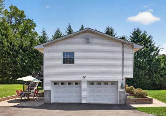 4th image of 9 Pleasant Ln, Poughkeepsie (town), NY 12603 | MLS# 1021885