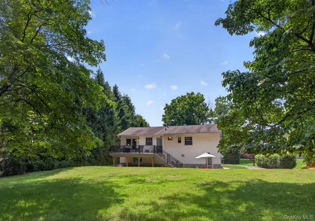 5th image of 9 Pleasant Ln, Poughkeepsie (town), NY 12603 | MLS# 1021885