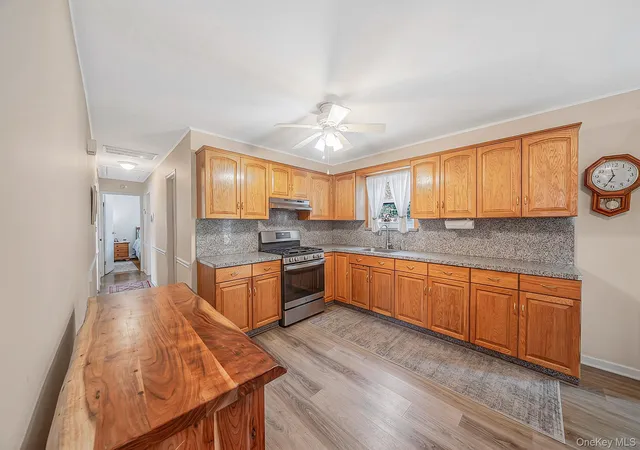 4th image of 398 Eastwood Blvd, Brookhaven, NY 11720 | MLS# 1021894