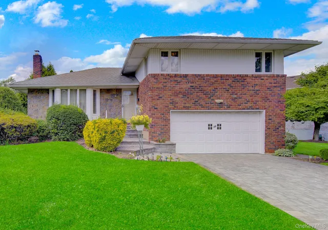 1st image of 38 Center Dr, Syosset, NY 11791 | MLS# 1021896
