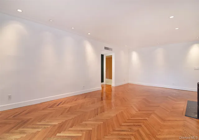 Photo 3 of Sale Pending at 915 Wynnewood Rd #A3, Pelham, NY 10803 | MLS# 1021904 | Listing updated on 2026-09-05