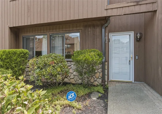 3rd image of 702 Scenic Ln, Poughkeepsie, NY 12603 | MLS# 1021925