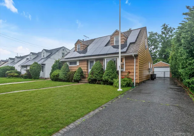 2nd image of 69 Virginia St, Hempstead, NY 11580 | MLS# 1021934