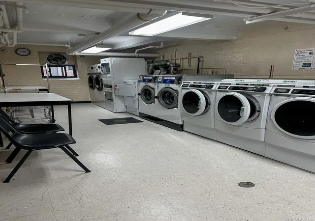 Homes for sale in Mount Vernon, NY | 485 E Lincoln Ave #214, Mount Vernon, NY 10552 | MLS# 1021946