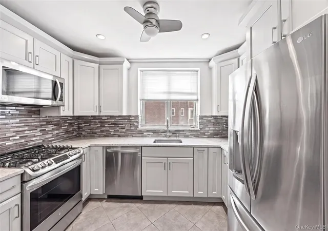 3rd image of 601 Kappock St #4J, New York, NY 10463 | MLS# 1021951