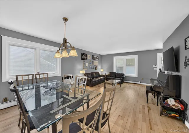 4th image of 29 Beech Ave, Brookhaven, NY 11738 | MLS# 1021970