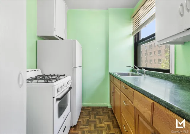 Homes for sale in New York, NY | 98-34 63Rd Dr #4J, New York, NY 11374 | MLS# 1021988