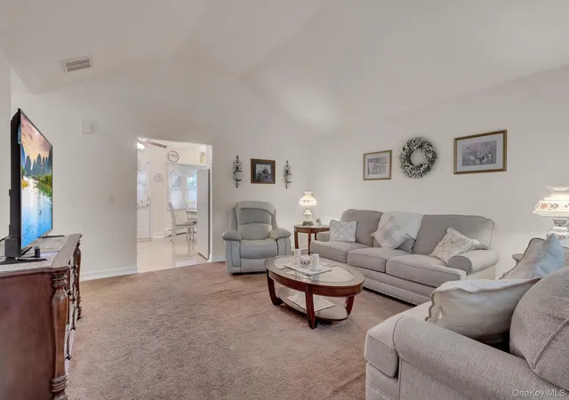 3rd image of 258 Floyd Rd, Shirley, NY 11967 | MLS# 1022001