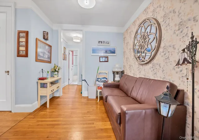 4th image of 240 Bronxville Rd #C1, Yonkers, NY 10708 | MLS# 1022014
