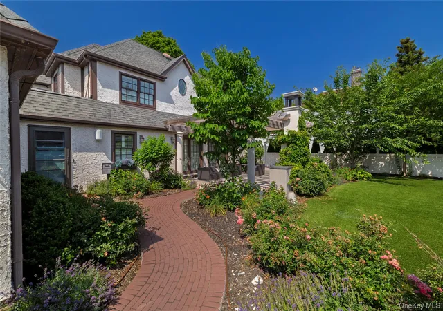 Photo 3 of Sale Pending at 7 Yorkshire Rd, Hempstead, NY 11570 | MLS# 1022030 | Listing updated on 2026-08-08
