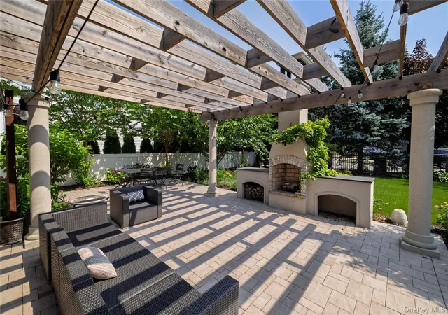 Photo 3 of Sale Pending at 7 Yorkshire Rd, Hempstead, NY 11570 | MLS# 1022030 | Listing updated on 2026-08-08