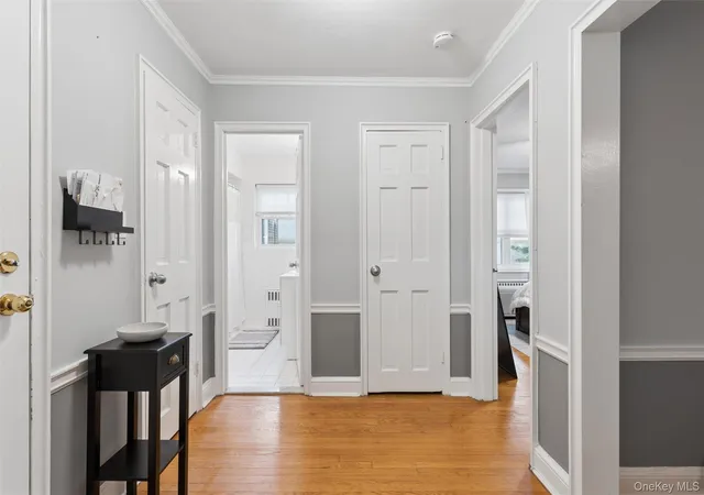 3rd image of 43 N Forest Ave, Hempstead, NY 11550