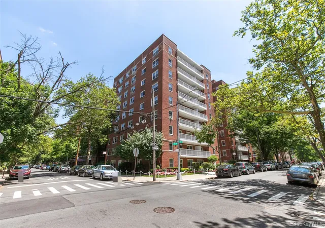 Homes for sale in New York, NY | 110 20 71st Rd #206, New York, NY 11375 | MLS# 1022059