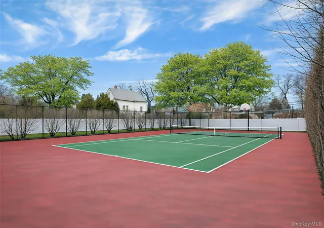 21st image of 1 Biltmore Cir #1, Huntington, NY 11746 | MLS# 1022061