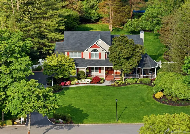 3rd image of 11 Milemore Dr, Northport, NY 11768 | MLS# 1022063