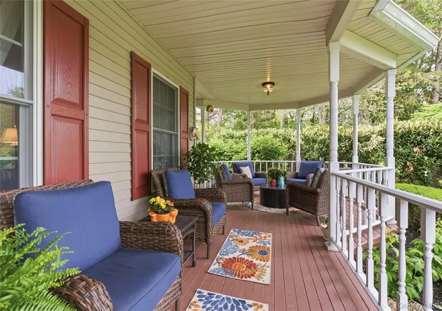 4th image of 11 Milemore Dr, Northport, NY 11768 | MLS# 1022063