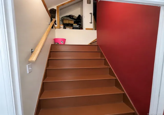 Photo 4 of Single family home for sale at 5 Maple Ave, Monroe, NY 10950 | MLS# 1022084 | Listing updated on 2026-10-08