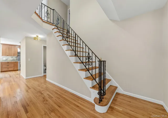 3rd image of 40 Sammis Ln, White Plains, NY 10605 | MLS# 1022085