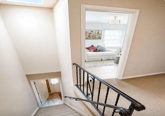 5th image of 269 W Pulaski Rd, Huntington, NY 11746 | MLS# 1022090
