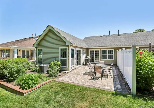 26th image of 187 Glen Dr, Brookhaven, NY 11961 | MLS# 1022104