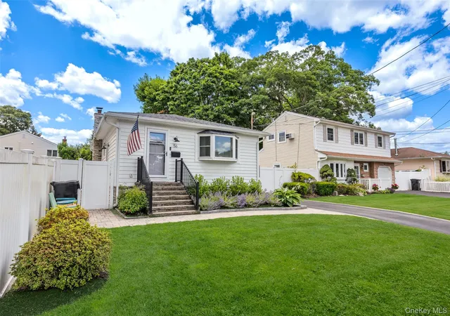3rd image of 56 Morris Ave, Islip, NY 11795 | MLS# 1022111