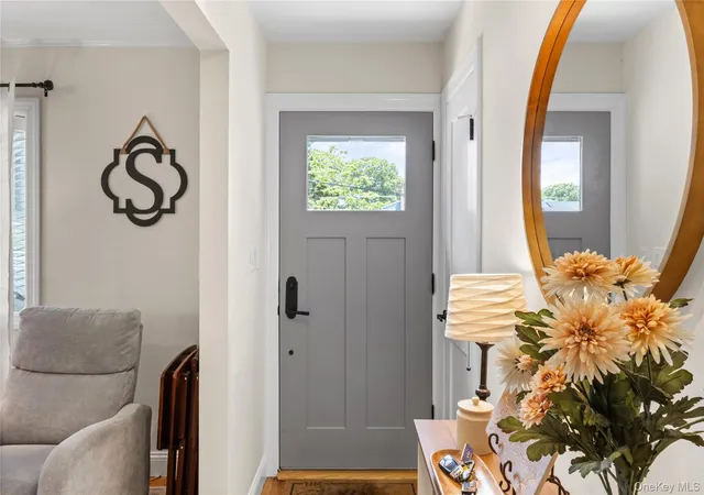 4th image of 56 Morris Ave, Islip, NY 11795 | MLS# 1022111