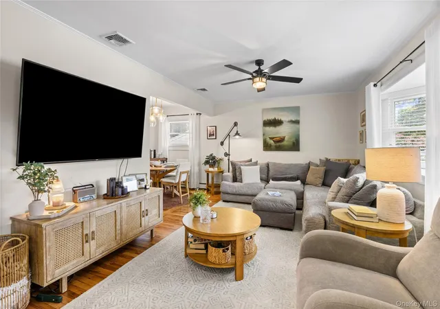 5th image of 56 Morris Ave, Islip, NY 11795 | MLS# 1022111