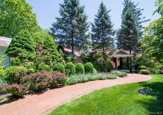 Photo 1 of Single family home for sale at 353 Mountain Rd, Irvington, NY 10533 | MLS# 1022183 | Listing updated on 2026-07-24