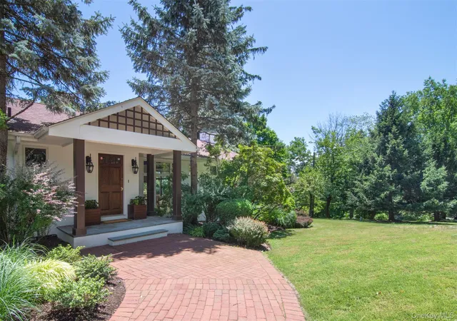 Photo 4 of Single family home for sale at 353 Mountain Rd, Irvington, NY 10533 | MLS# 1022183 | Listing updated on 2026-07-24