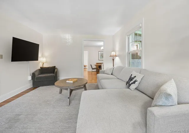 4th image of 184 Farragut Ave, Hastings On Hudson, NY 10706 | MLS# 1022187