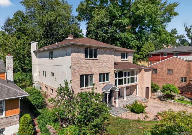 2nd image of 71 57 Douglaston Pkwy, New York, NY 11362 | MLS# 1022188