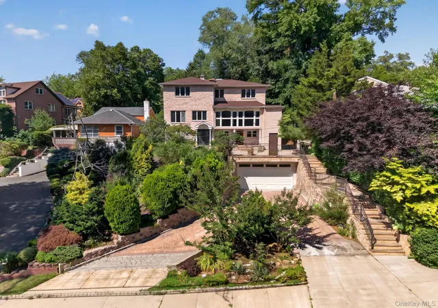 3rd image of 71-57 Douglaston Pkwy, New York, NY 11362 | MLS# 1022188