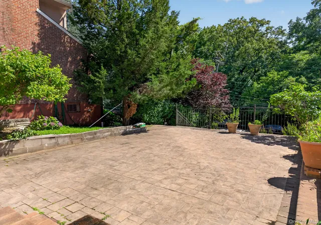 5th image of 71-57 Douglaston Pkwy, New York, NY 11362 | MLS# 1022188