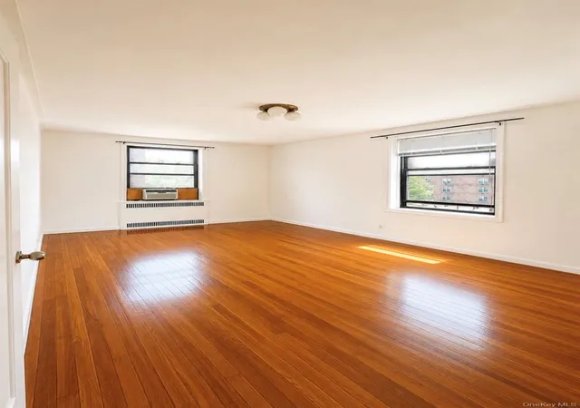 3rd image of 3338 Parsons Blvd, New York, NY 11354