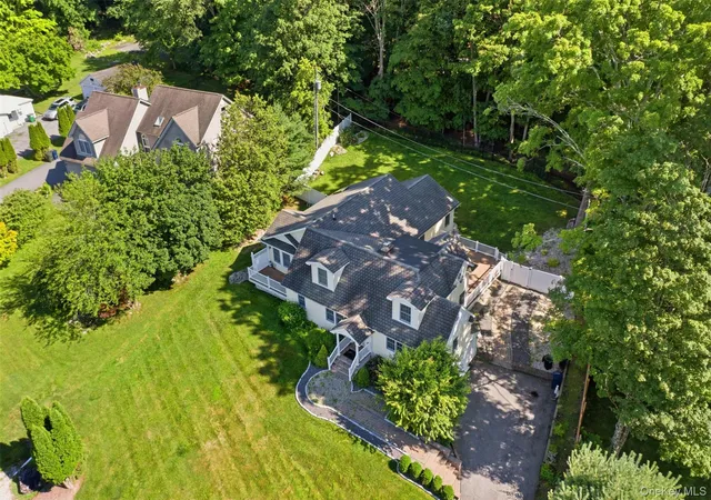 3rd image of 12 Leeside Rd, Carmel, NY 10512 | MLS# 1022214