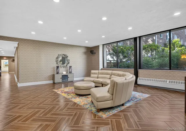 3rd image of 290 Atlantic Ave #225, Hempstead, NY 11518 | MLS# 1022216