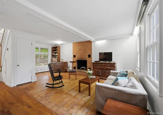 Photo 3 of Single family home for sale at 115 Somerstown Rd, New Castle, NY 10562 | MLS# 1022233 | Listing updated on 2026-10-03