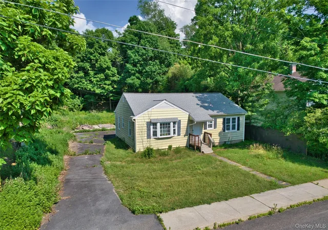 Homes for sale in Mount Hope, NY | 1 Orchard St, Mount Hope, NY 10963 | MLS# 1022263