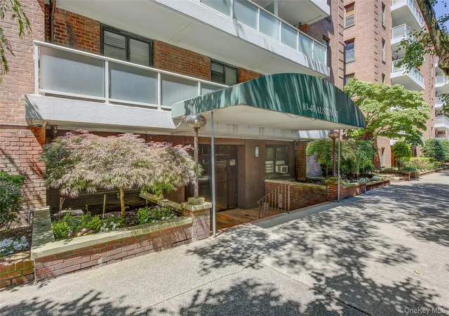 Homes for sale in New York, NY | 83 40 Austin St #3X, New York, NY 11435 | MLS# 1022270