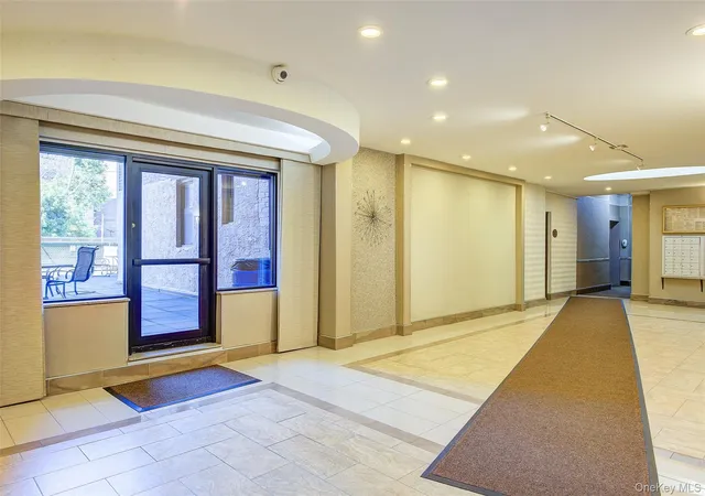 Homes for sale in New York, NY | 83-40 Austin St #3X, New York, NY 11435 | MLS# 1022270