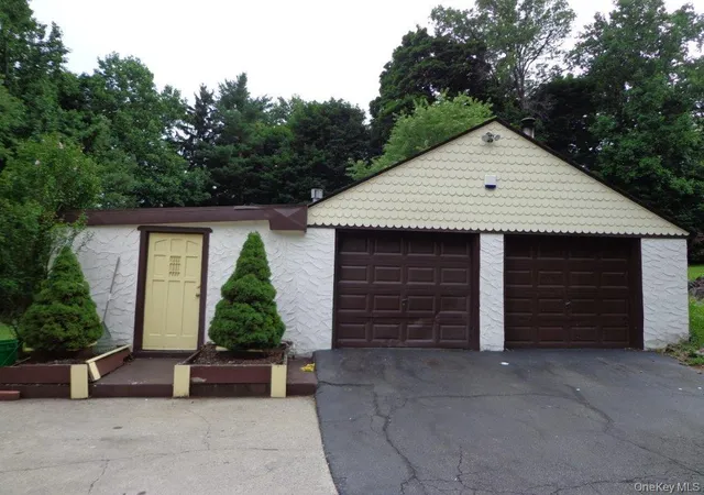3rd image of 99 Smith Hill Rd, Ramapo, NY 10952 | MLS# 1022289