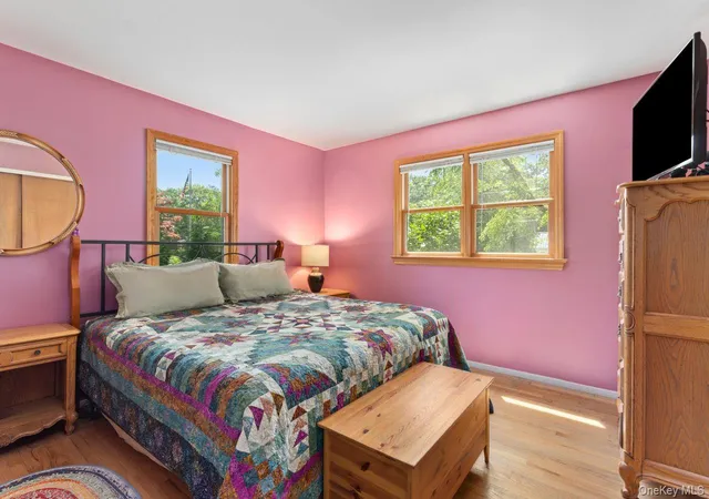 Photo 3 of Sale Pending at 10 Sanderling Ln, East Quogue, NY 11942 | MLS# 1022291 | Listing updated on 2026-07-11