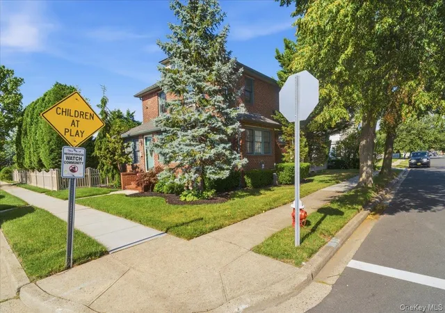 Photo 28 of Sale Pending at 2063 Walnut St, Hempstead, NY 11510 | MLS# 1022299 | Listing updated on 2026-08-04