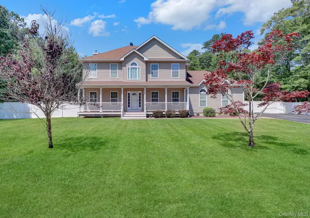2nd image of 144 Mill Rd, Brookhaven, NY 11980 | MLS# 1022300